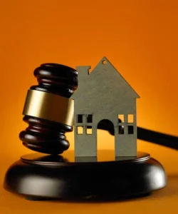 ISEIE-estudiar derecho inmobiliario