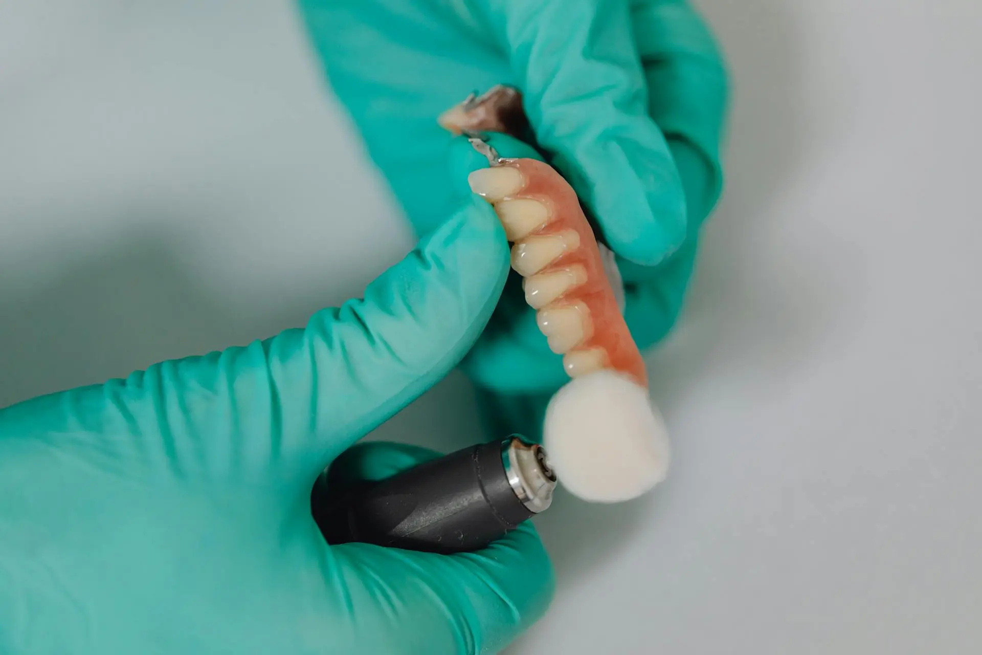 ISEE, CURSOS ONLINE- Diplomado en Gestión de Inventarios y Logística en Clínicas Odontológicas