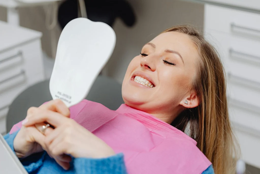 ISEE, CURSOS ONLINE- Diplomado en Técnicas Avanzadas de Blanqueamiento Dental