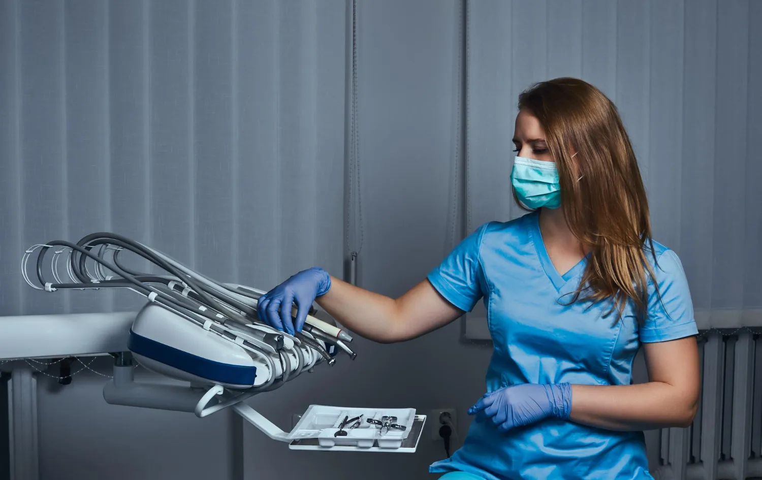 Curso de Odontología Restauradora Basados en Nuevas Tecnologías