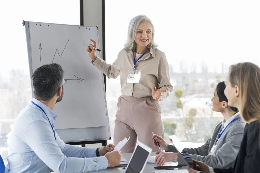 Curso de Liderazgo y Compromiso Gerencial Curso de Liderazgo y Compromiso Gerencial 1