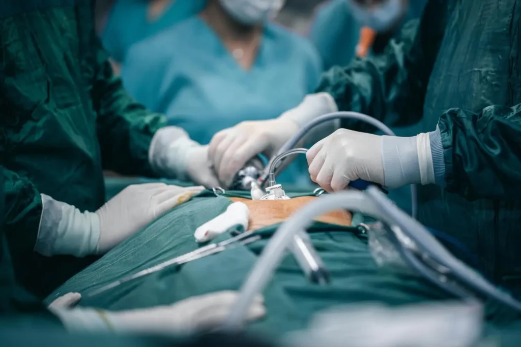 Máster en Cirugía Ginecológica Mínimamente Invasiva 3