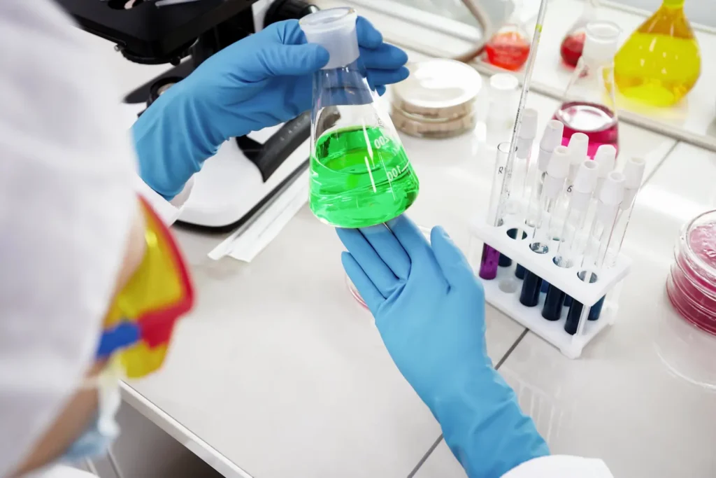 Curso de Análisis e Identificación de Microplásticos en Laboratorio Curso de Análisis e Identificación de Microplásticos en Laboratorio 1