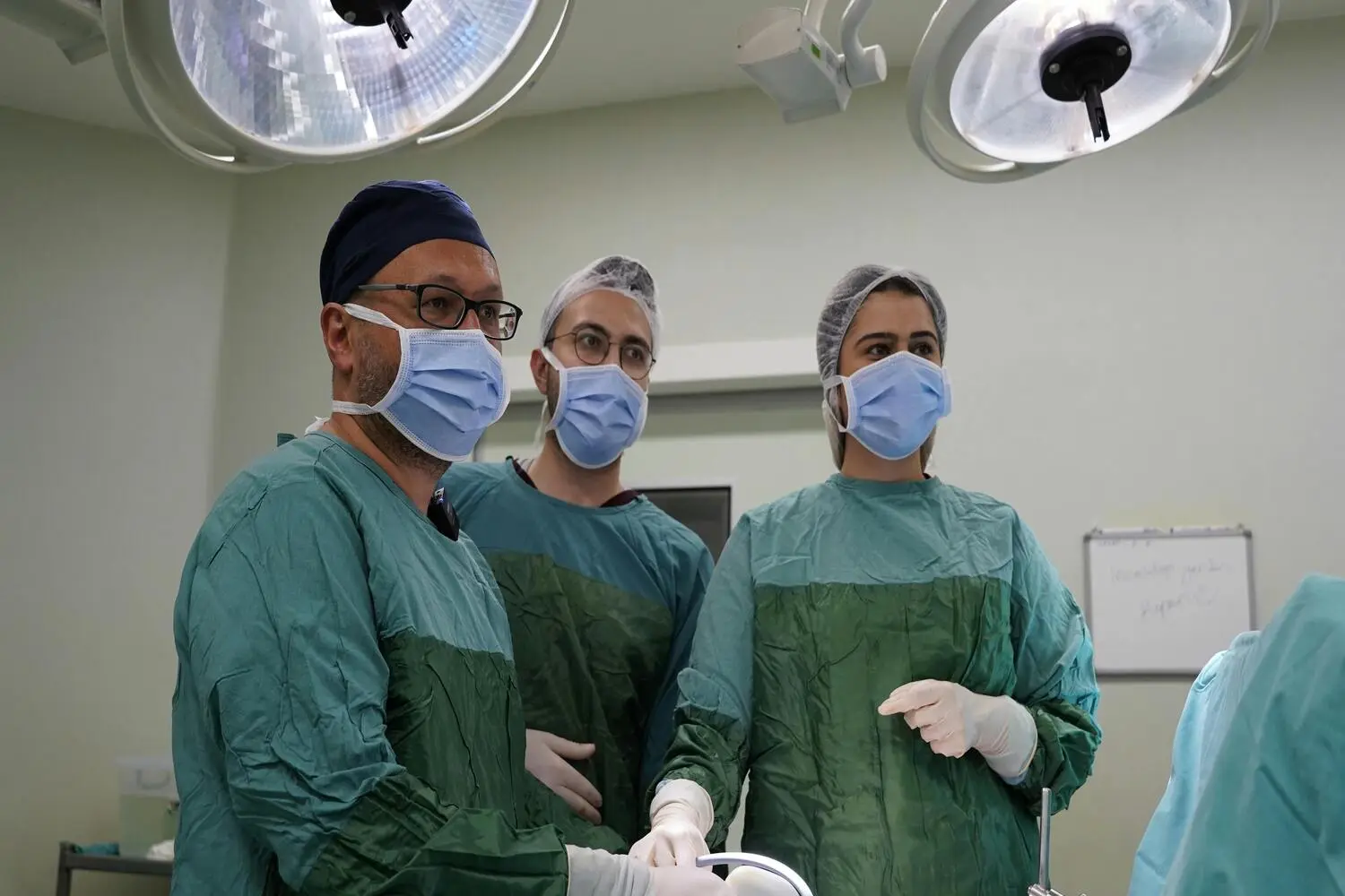 Máster en TCAE de Quirófano en Cirugía Estética Integral 2