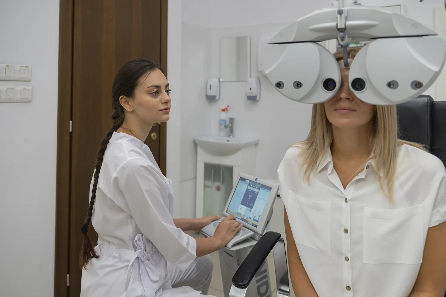 Diagnóstico Clínico y Exploración Ocular Avanzada 1