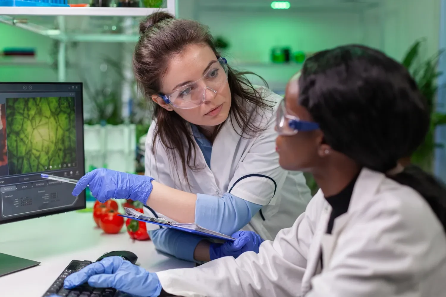 Diplomado en Biotecnológica Farmacéutica 1